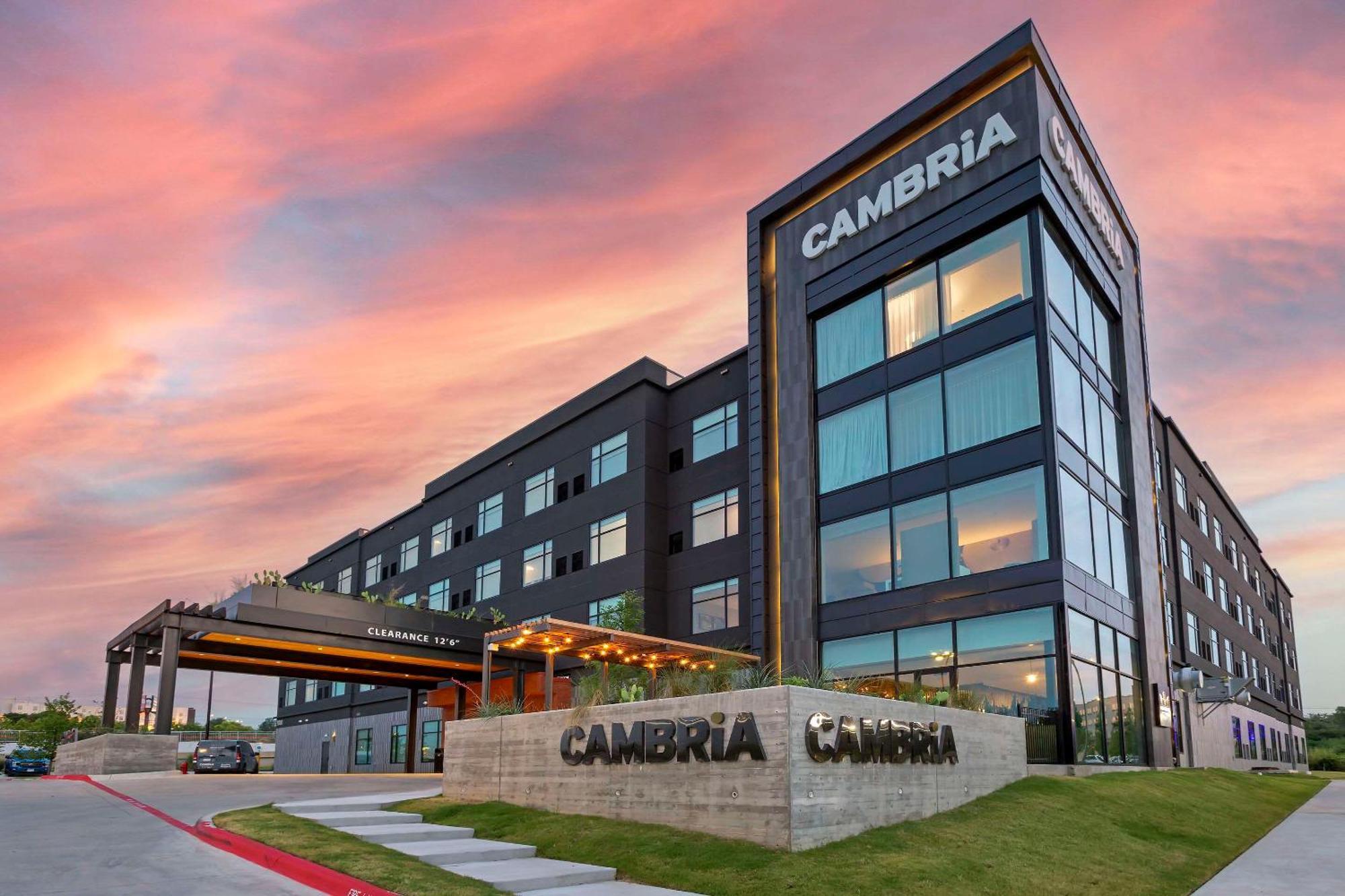 Cambria Hotel Austin Airport Dış mekan fotoğraf