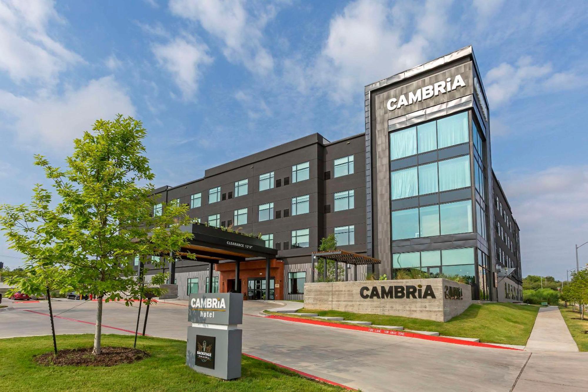 Cambria Hotel Austin Airport Dış mekan fotoğraf